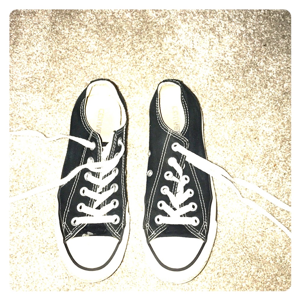 Converse - Picture 1 of 1